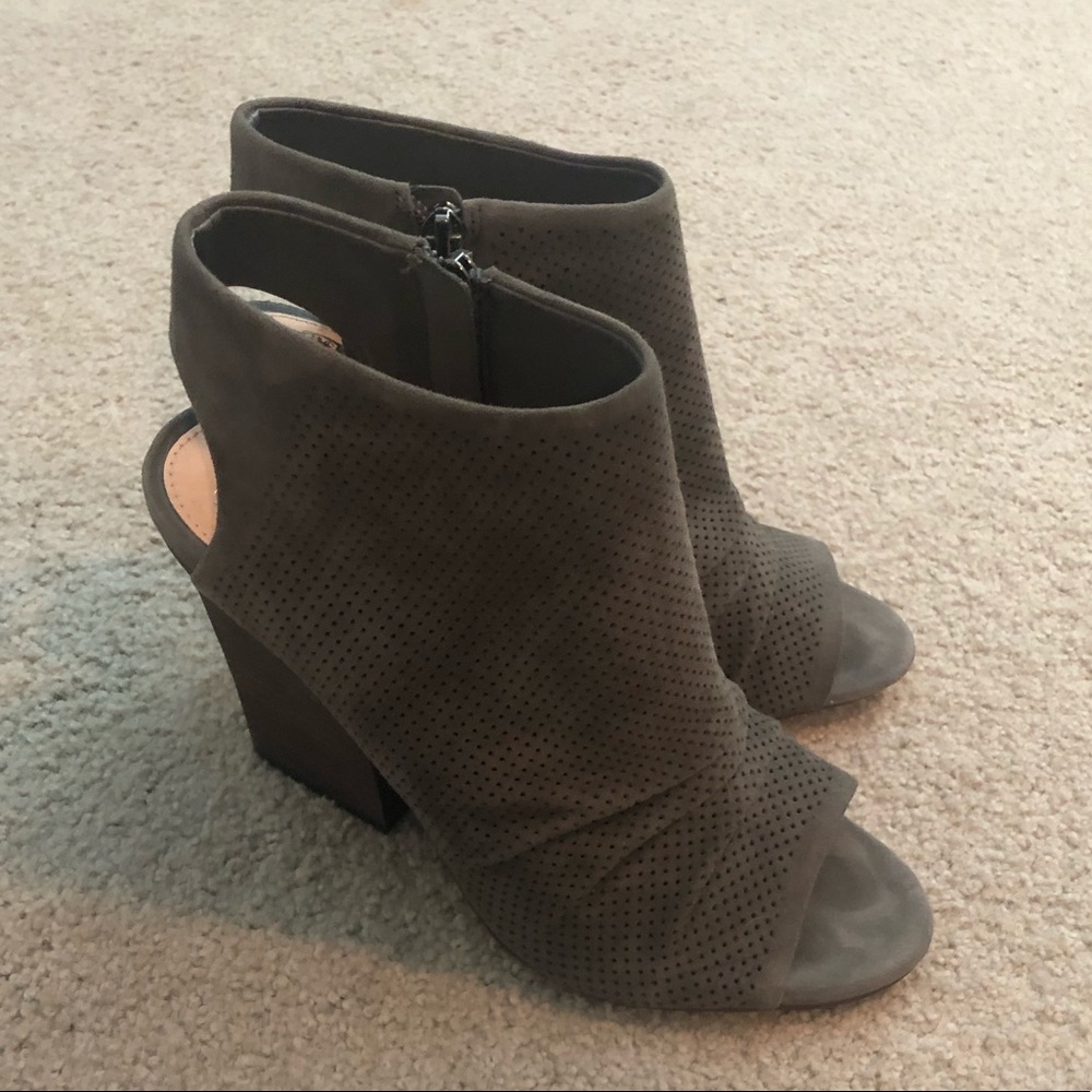 Grey Vince Camuto shoes